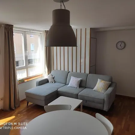 Luminoso Y Acogedor Con Excelente Ubicación Apartamento